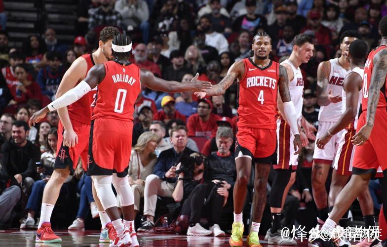 热火险胜火箭6人被逐，森林狼强势击败马刺